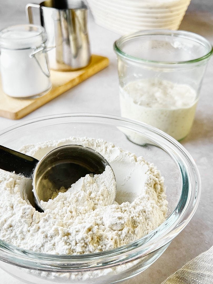 Ingredients for sourdough bread: Flour, sourdough starter, water and salt.